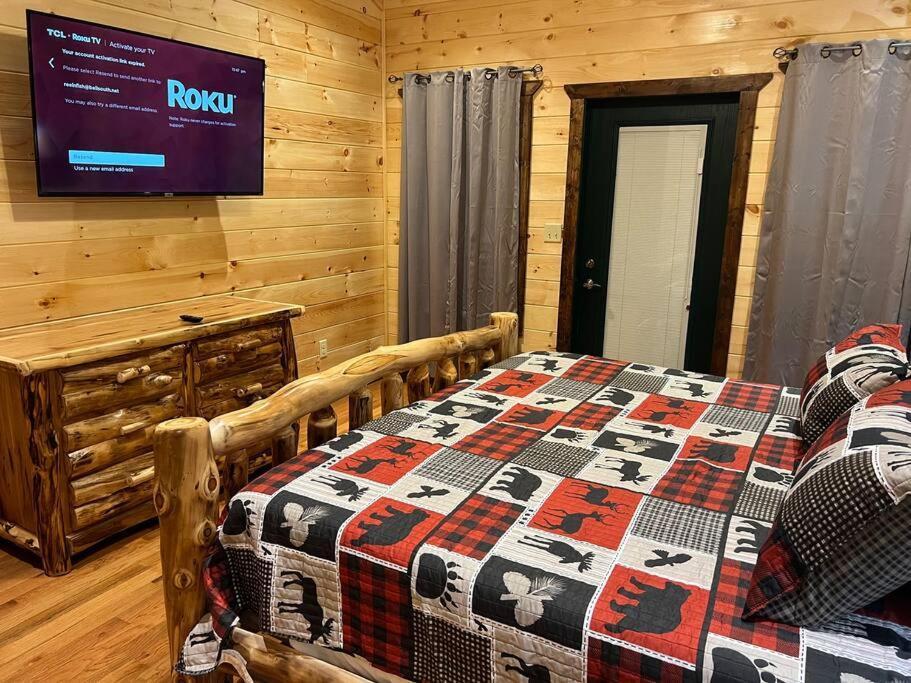* * 4 Master Bedrooms, Views, Theater, Arcade, Evc ガトリンバーグ エクステリア 写真